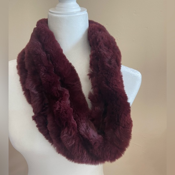 Burgundy Rabbit Fur Infinity Scarf - Picture 4 of 4